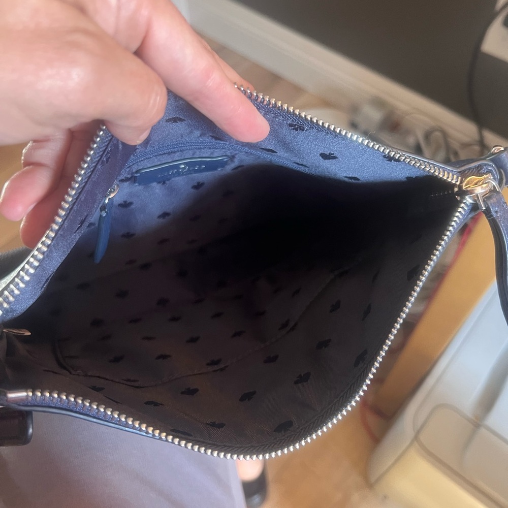 🛑 1 hour sale. NWT. Kate Spade, Blue Leather Crossbody Bag, silver tone hardware - Picture 6 of 9